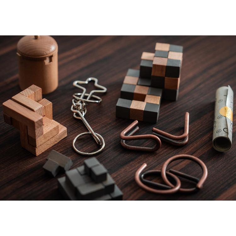 Seven Wonders Puzzle Set - 7 Take-Apart Landmark Puzzles