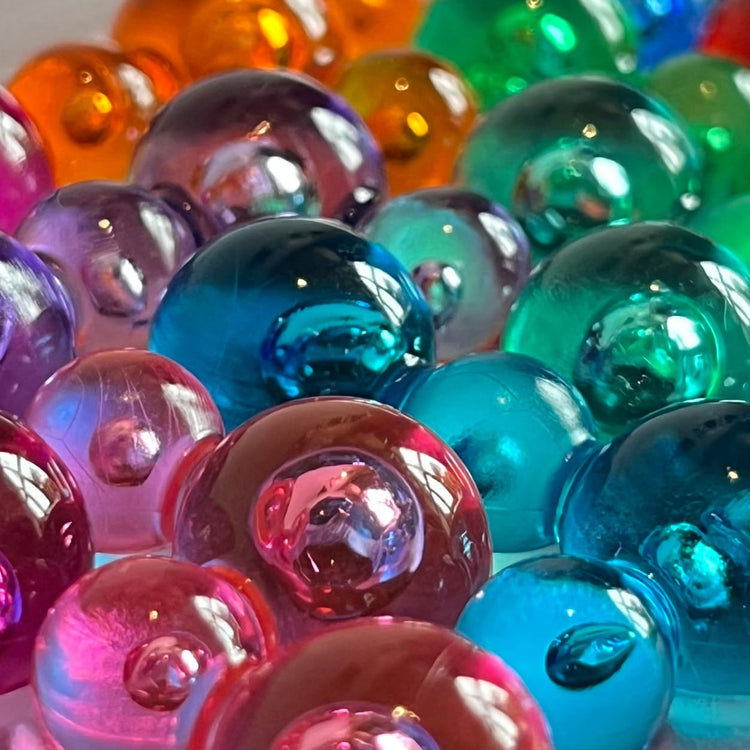 SmartGames IQ Bubbles - 120 Transparent Bubble Challenges