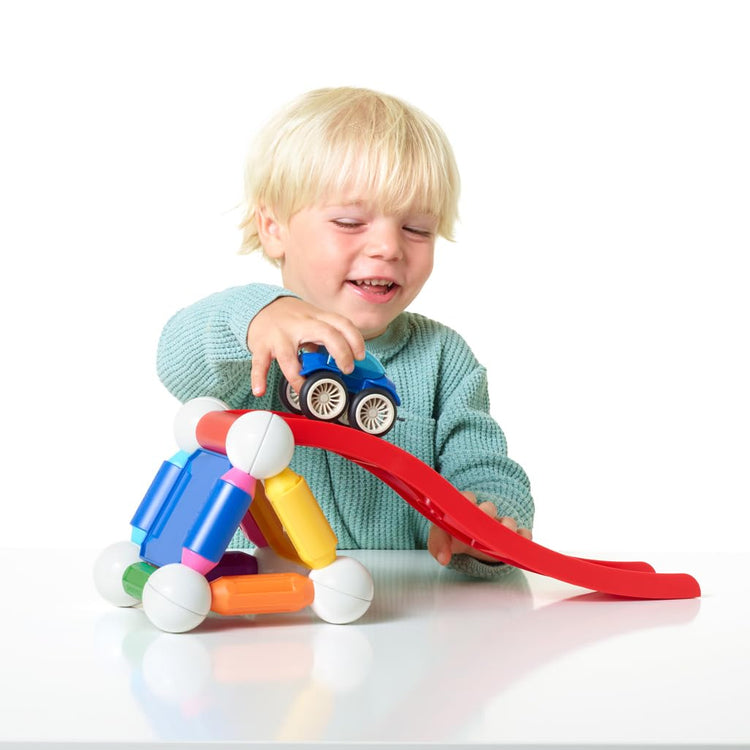 SmartMax Stunt Cars - 46-Piece Magnetic Ramp Builder Set