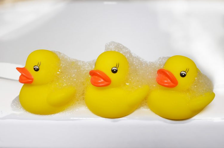 Light Up Ducks - Water-Activated Glow by Buddy & Barney