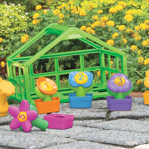 Growing Greenhouse Playset - 12 Pieces