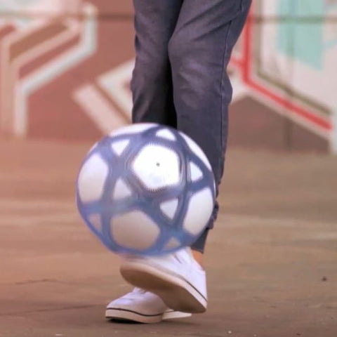 Smart Soccer Ball - Counts Juggles & Kick-ups for You!