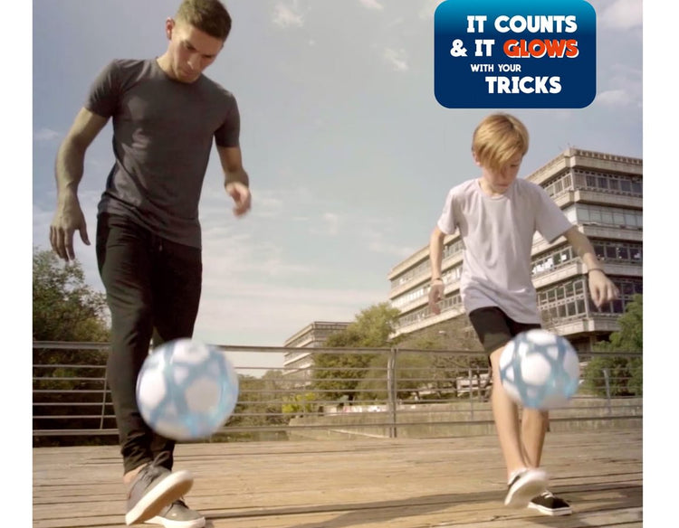 Smart Soccer Ball - Counts Juggles & Kick-ups for You!