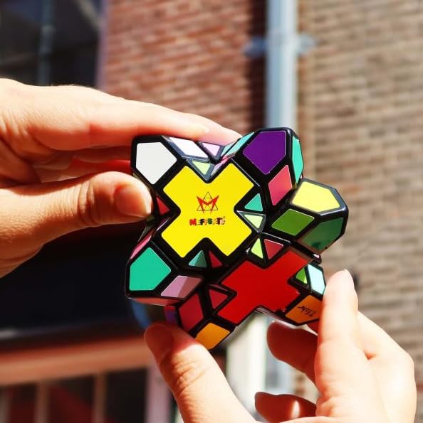 Meffert's Skewb Xtreme - 10-Sided Diamond Twist Challenge