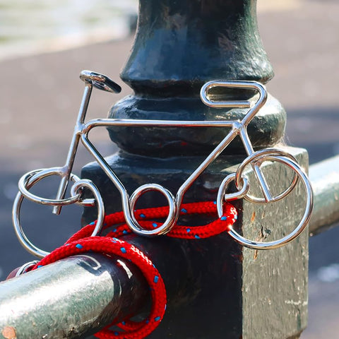 Constantin Metal Bike - Remove the Padlock Wire Puzzle Game