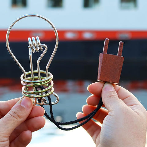 Constantin Metal Light Bulb - Remove It from Plug and Cable