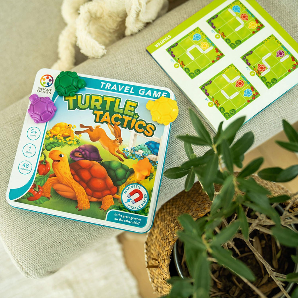 SmartGames Turtle Tactics - 48 Magnetic Travel Puzzles