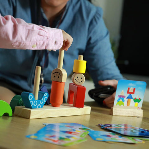 SmartGames Day & Night - 10 Wooden Blocks, 48 Challenges