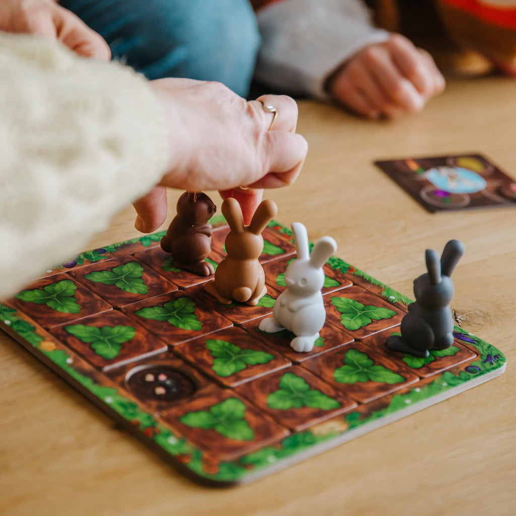SmartGames Grabbit - Memory Race to Collect Veggies