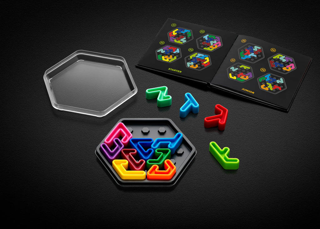SmartGames IQ Deluxe Hexagon - 120 Puzzles in a Travel Case