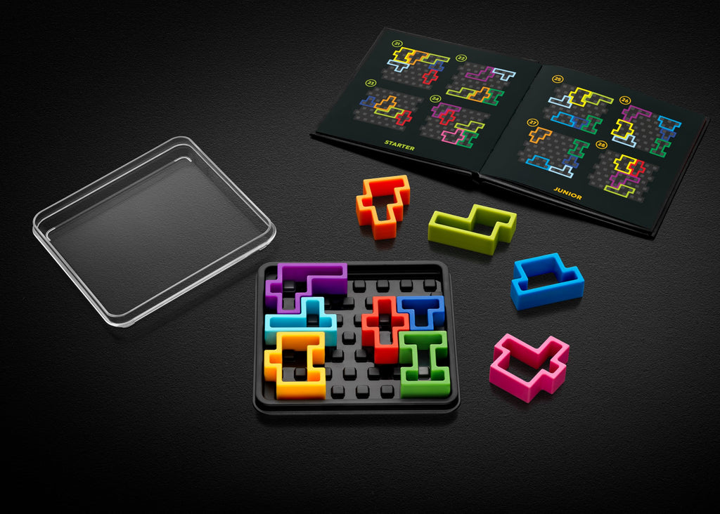 SmartGames IQ Deluxe Square - 120 Puzzles in a Travel Case