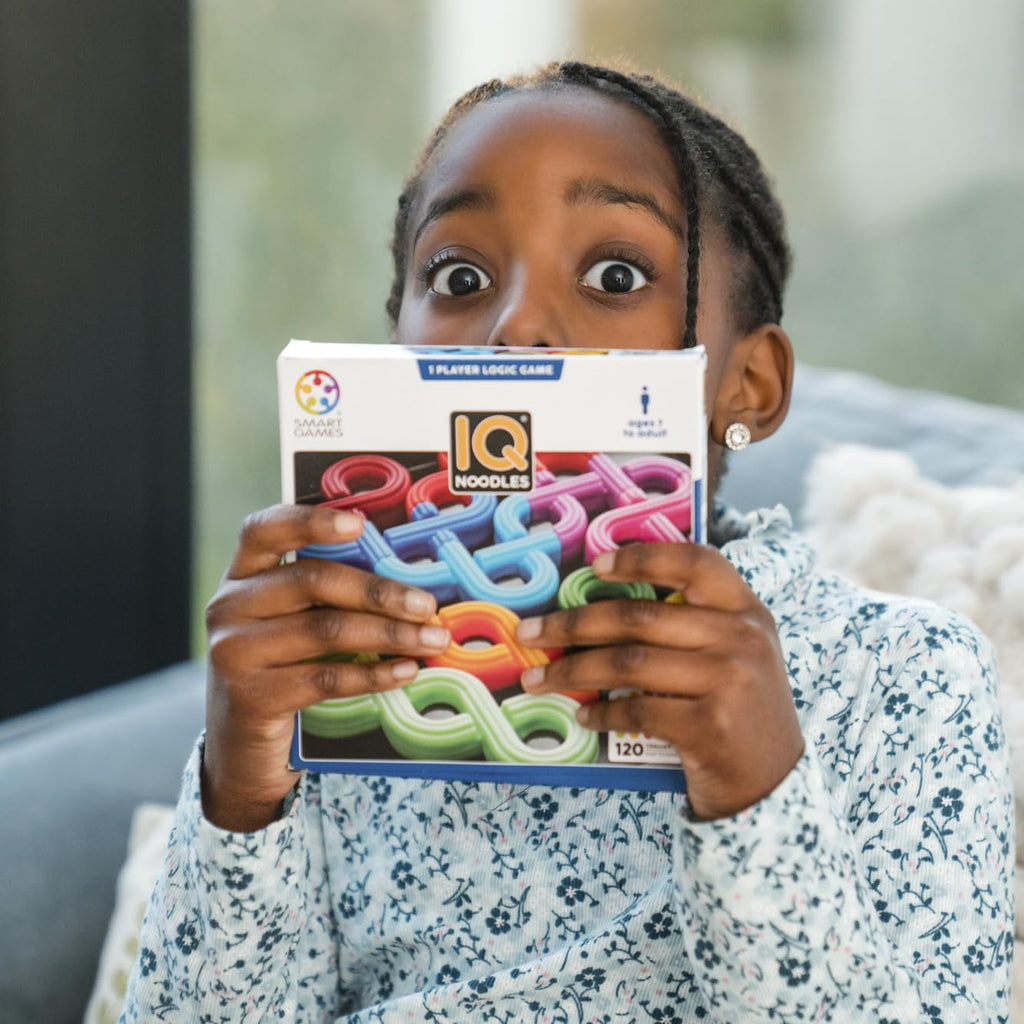 SmartGames IQ Noodles - 120 Puzzles with Two Play Modes