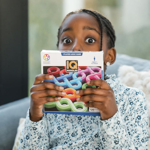 SmartGames IQ Noodles - 120 Puzzles with Two Play Modes