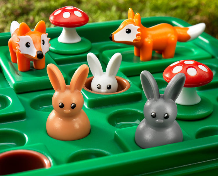 SmartGames Jump In' - Rabbits Escape Foxes in 60 Challenges