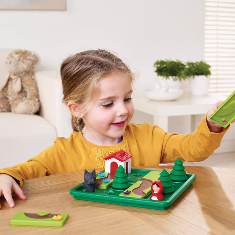 SmartGames Little Red Riding Hood - 48 Fairy Tale Challenges