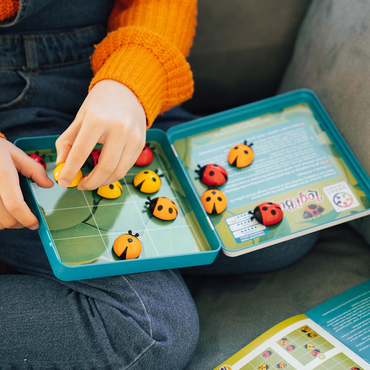 SmartGames LogiBugs - 12 Magnetic Ladybugs, 48 Challenges