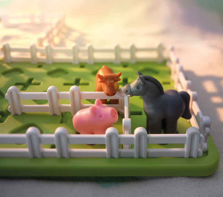 SmartGames Smart Farmer - 60-Challenge Barnyard Logic Game