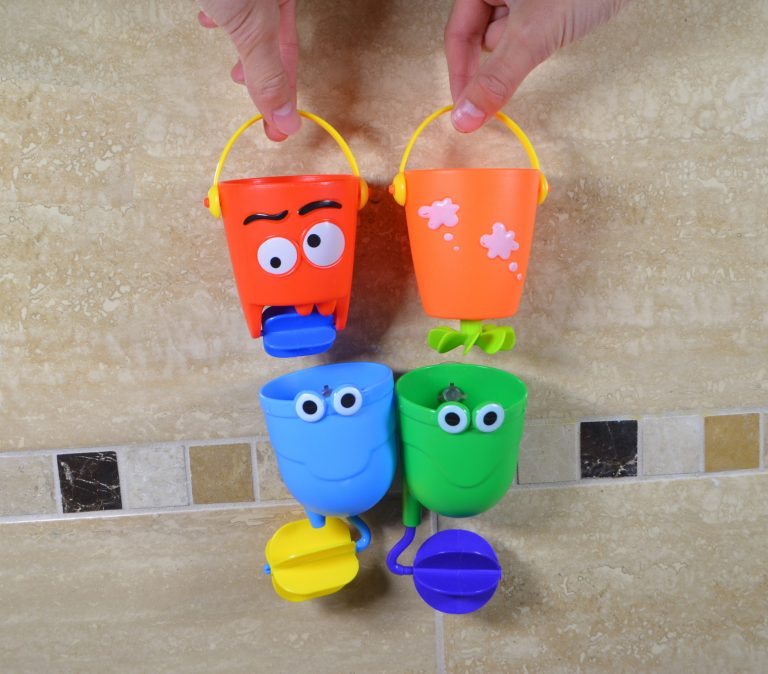 Pour 'n Splash Buckets - Waterfall Bath Play by Buddy & Barney
