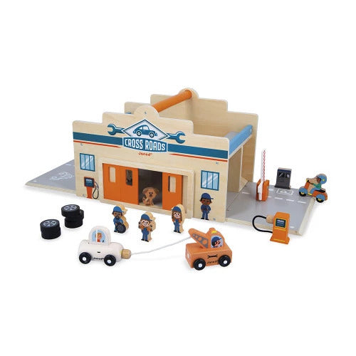 Janod Crossroads My First Garage - 15 Wooden Accessories