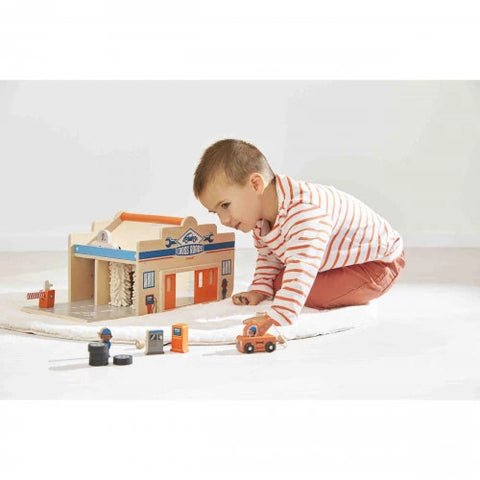 Janod Crossroads My First Garage - 15 Wooden Accessories