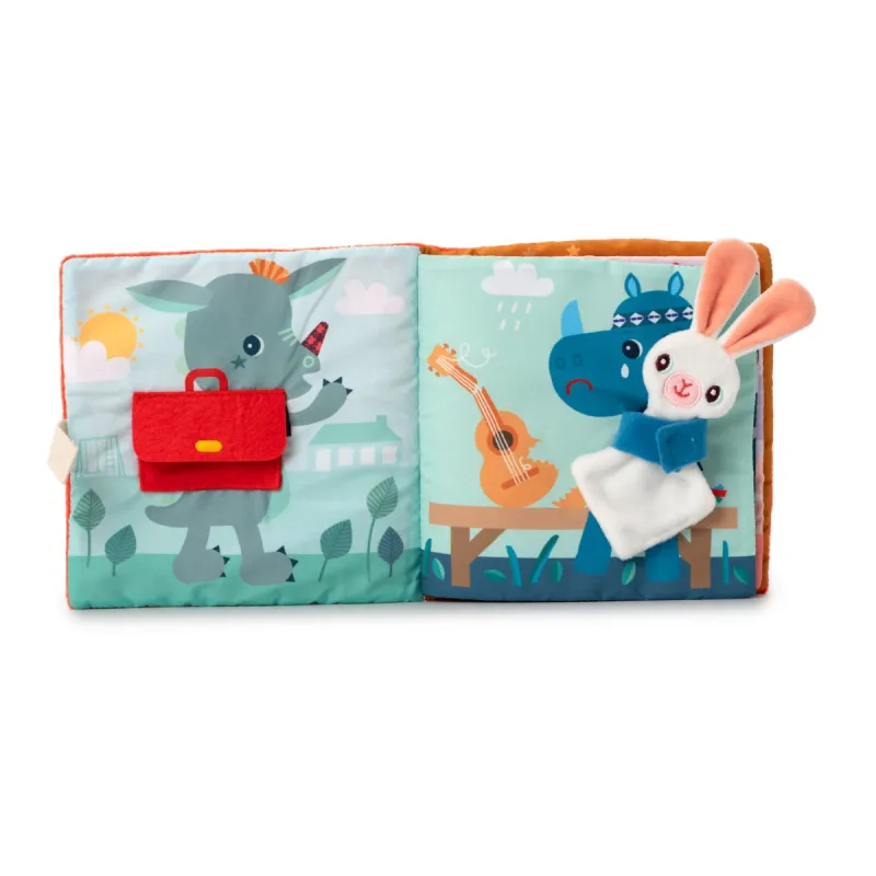 LILLIPUTIENS Stella Activity Book - Textures Spark Empathy