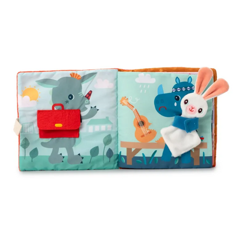 LILLIPUTIENS Stella Activity Book - Textures Spark Empathy