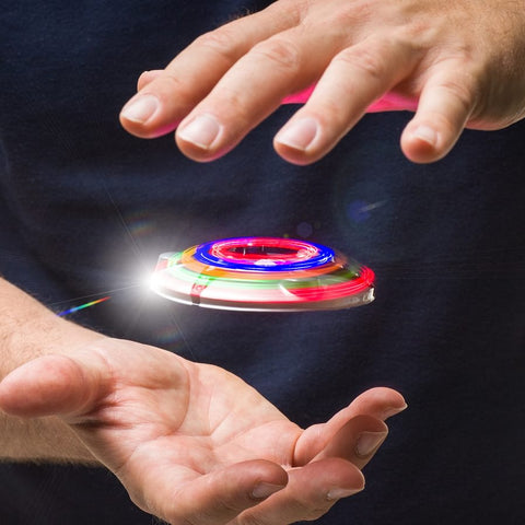 Zorbi Magic Flying Saucer - Incredible Illusion